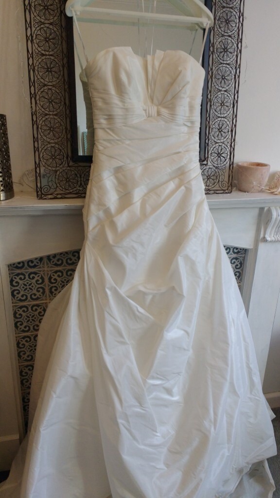 Mud Fight Wedding Dress